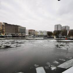 Lauter Eisschollen auf der Spree! ❄️