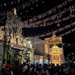 Am Abend startet Thaipusam bereits @Sri Mahamariamman Temple.