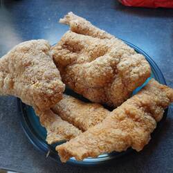 Knusprige Schweineschwarten