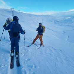 Bergführer Tobias erklärt wo's langgeht!