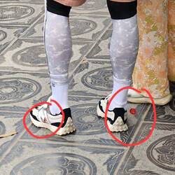 Europäer, der neue Trend? Die Schilder an den Sneakern dran lassen? OMG...