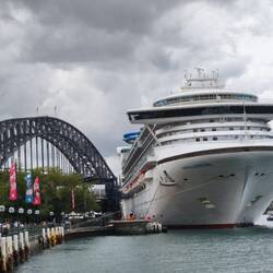 .. hier mit Harbour Bridge