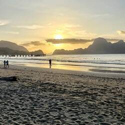 Sonnenuntergang am Lio Beach 🌅