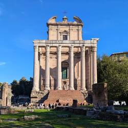 Świątynia Antonina i Faustyny