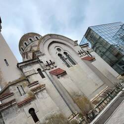 These are no mosques.