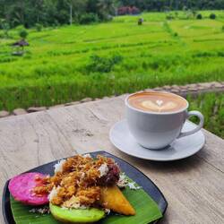 Coffee & Balinese Pancakes