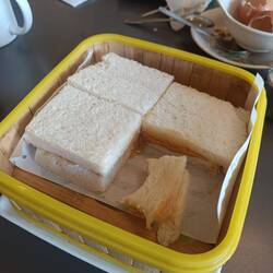 I ordered a peanut butter sandwich; it came soft steamed in a basket