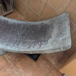 Stein zum zerkleinern der Kakaobohnen