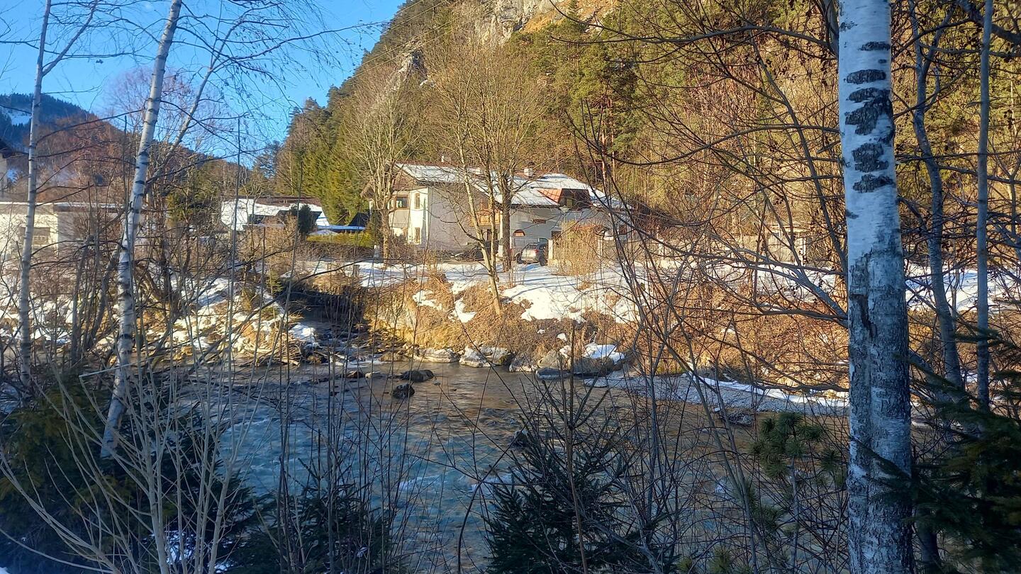 Haus Monika im morgendlichen Sonnenschein