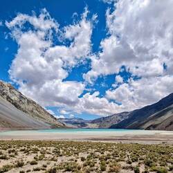 Der Embalse de Yeso in Richtung Chile