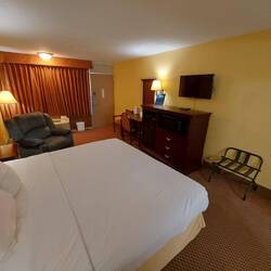 Sogar der Sessel war neu und sauber.