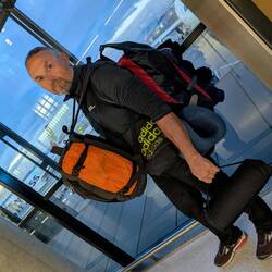 Der Gute mußte alles schleppen.. das nächste Mal nehmen wir einen Hand-Koffer 🥰