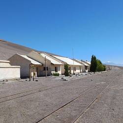 Neueres Bahngebäude