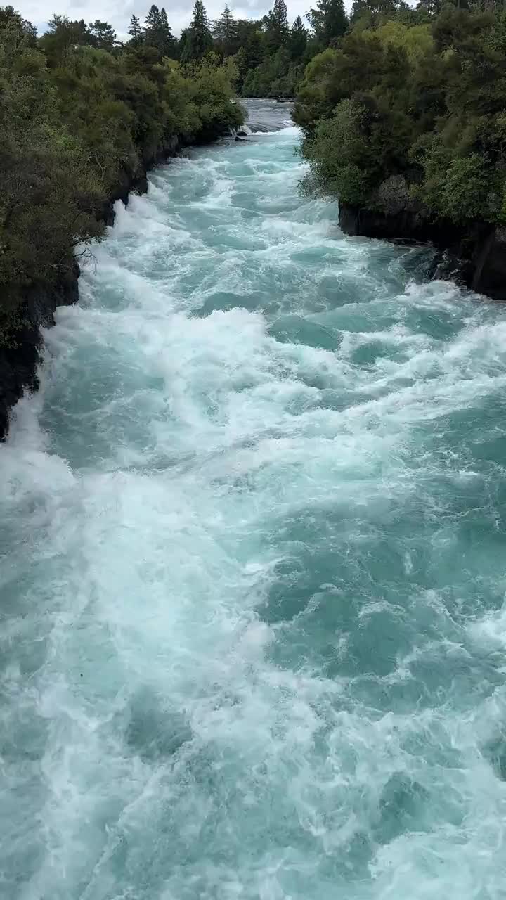 Die Huka Falls...