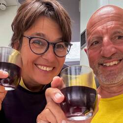 Wir feiern eine sehr gelungene Reise! Schön, dass Ihr aus der Ferne auf dem Trittbrett dabei wart!