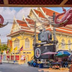 Peters erstes Bild - ihn hat der Mix aus dem kunterbunten Allerlei sofort beeindruckt 🙂