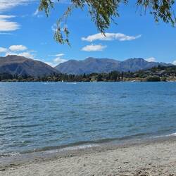 Lake Wanaka, mid afternoon
