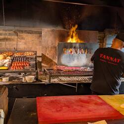 Had a really great meal here, the owner (?) was very friendly