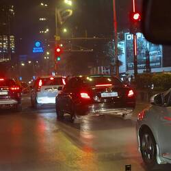 Large horizontal and vertical traffic signal.