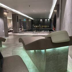 So quiet in the spa today