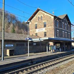Bahnhof Herchen/Sieg, liegt unmittelbar am Erlebnisweg......