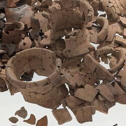 Travail d'archéologues...peu pour nous 🤣