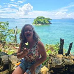 Dale couldn't believe I chose a cucumber to snack on 😂😂