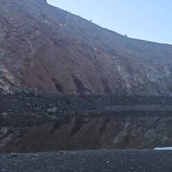 Low tide allows me to almost get there without getting my feet wet