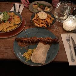 Dinner with friends 🥰