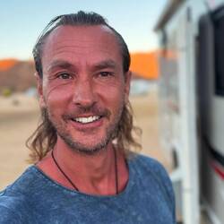 Schön rot , dank anaphylaktischen Schock! Nie wieder Walnüsse!