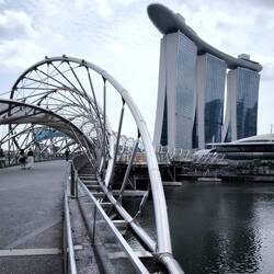 Helix Bridge