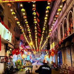 Soirée dans le quartier le plus animé de la ville (la Kao San Road du Vietnam)