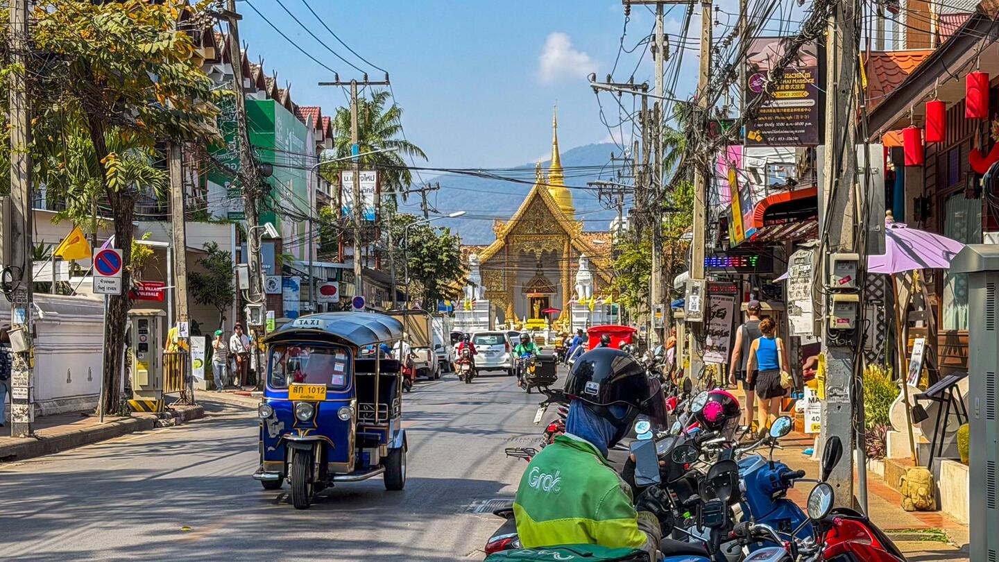 Chiang Mai - aus der Stadtmitte heraus herrliche Ausblicke auf die umliegenden Berge 🤩