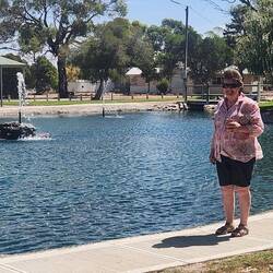Sonia and the fountain at Bordertown where we had lunch on the first day