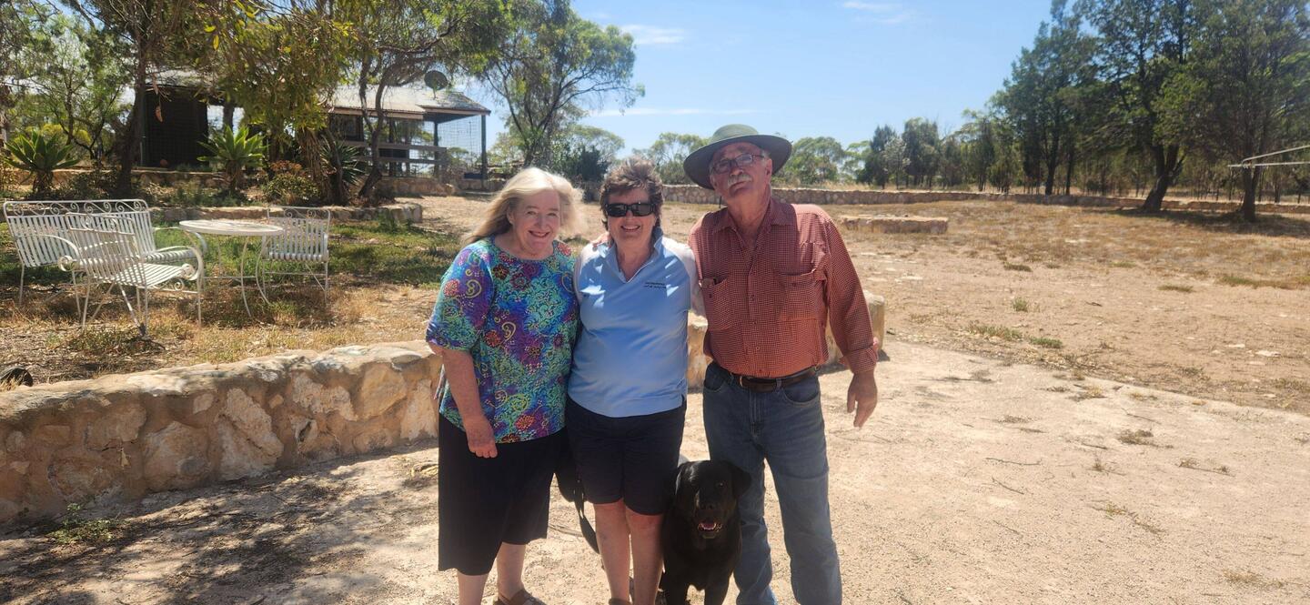 We called in to see Ali and Nev Jaensch at Tailem Bend