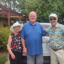 Had lunch with my cousin Pete and his wife Lynn in Epping, Melbourne on the 2nd Day