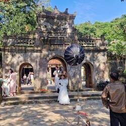 Überall diese geliehenen Kostüme fürs Fotoshooting 😂😂😂