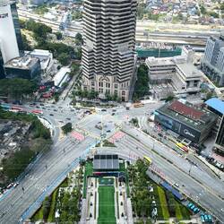 Blick von der Brücke der Petronas Towers