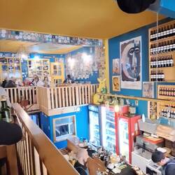 This was La Luna: we went for lunch at our guide's recommendation. 👍