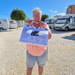 Geschenke haben sie auch dabei