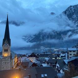 Blick vom Friedhof auf Hallstatt