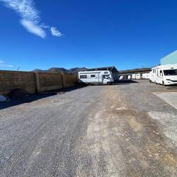 Kaum 2 Wochen weg, schon hat sich was verändert: die Plätze sind jetzt markiert