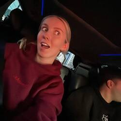 Jess in taxi Tokyo