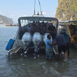 Ging nur ohne Schuhe an Land