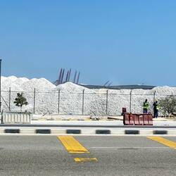 Gips ist im Bereich des Schüttguts eines der wichtigsten Exportgüter aus Salalah