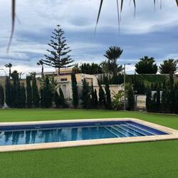 einen kleinen Pool gibt es auch 🥶