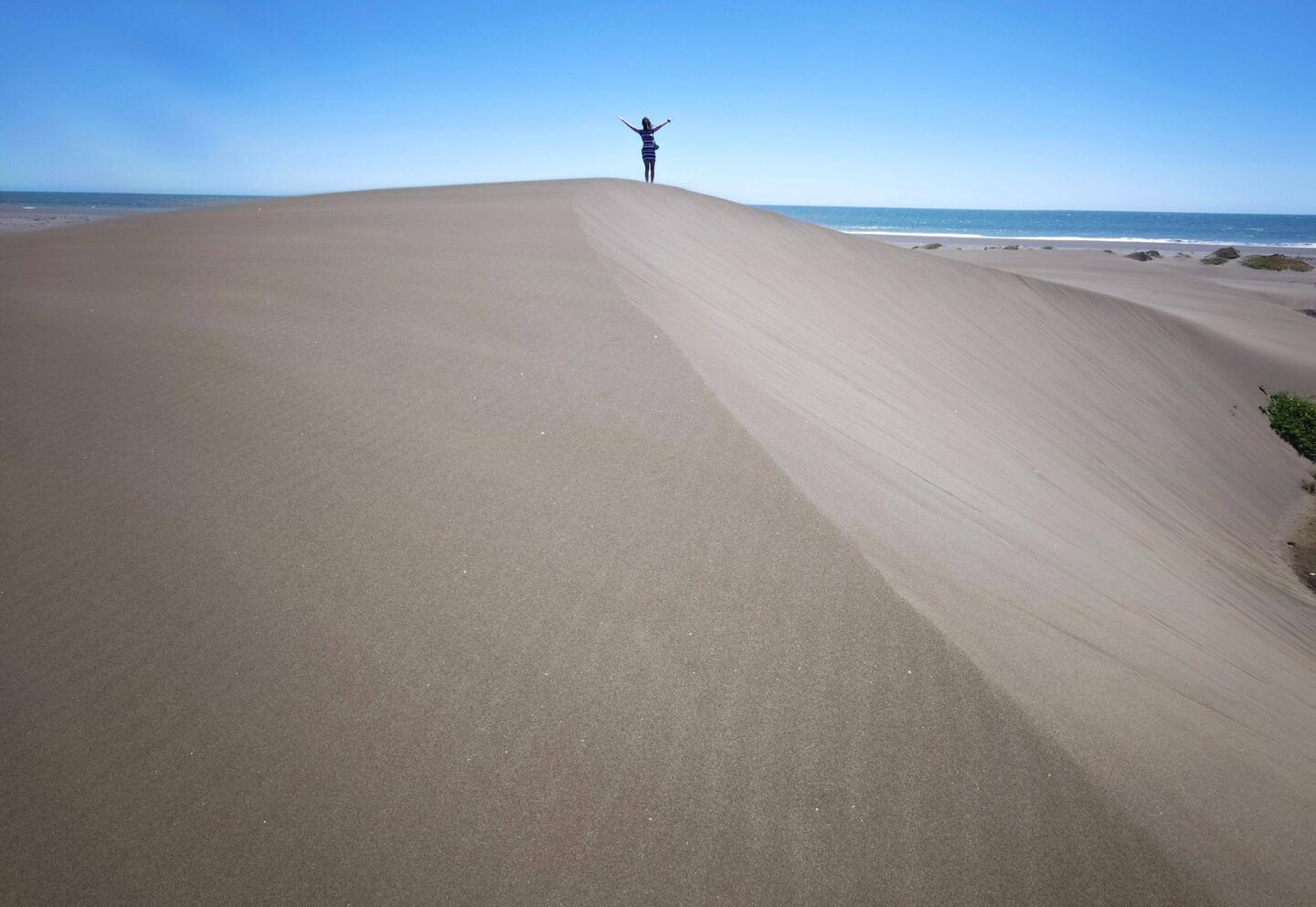 Manu auf den Dünen von Putú