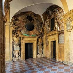 From the courtyard of the Biblioteca Comunale Dell' Archiginnasio e Teatro Anatomico.