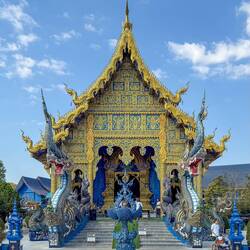 Blau und gold vertragen sich gut - eine wirklich stimmige und einzigartige Kombination