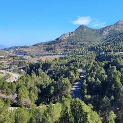 In der Ferne können wir schon die A7 ausmachen.
